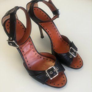 Manolo Blahnik Black Leather Vintage Heels with Ankle Strap and Buc…